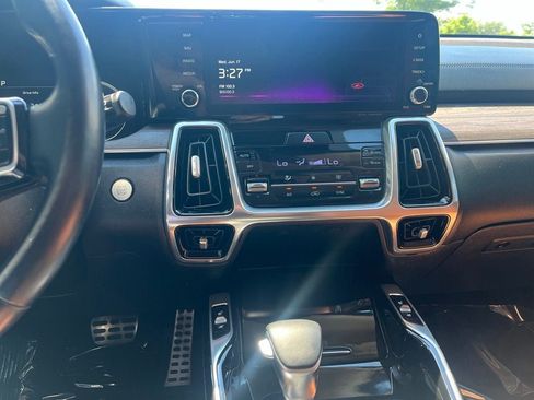 Used 2023 Kia Sorento SX Prestige AWD/4WD image 30