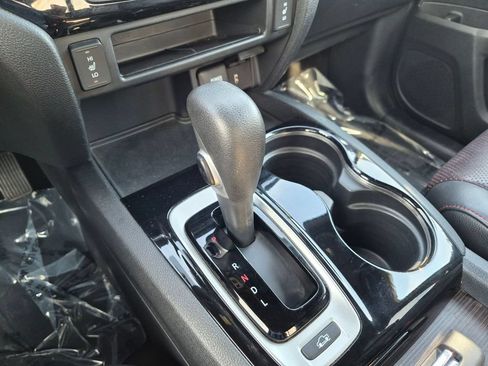 Used 2017 Honda Ridgeline Black Edition image 12