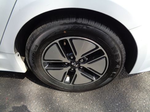 Used 2012 Kia Optima Hybrid image 24