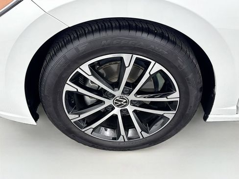 Used 2024 Volkswagen Jetta Sport image 28