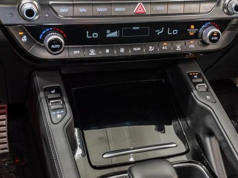 Used 2022 Kia Telluride SX w/ SX Prestige Package AWD/4WD image 23