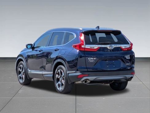 Used 2018 Honda CR-V Touring image 3