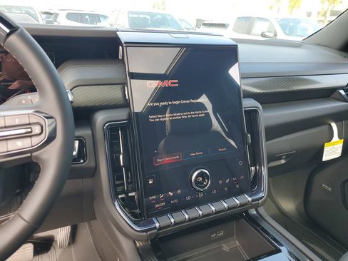 New 2026 GMC Yukon XL AT4 w/ AT4 Premium Plus Package image 14