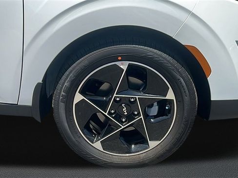 New 2025 Kia Soul EX image 12