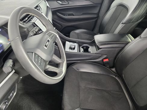 Used 2024 Jeep Grand Cherokee L Laredo AWD/4WD image 14