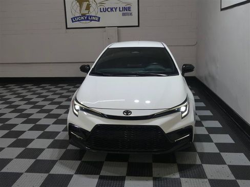 Used 2024 Toyota Corolla Sedan w/ SE Convenience Package FWD image 3
