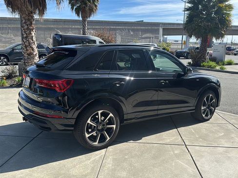 Used 2025 Audi Q3 2.0T Premium Plus w/ Premium Plus Package image 6