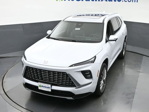 New 2026 Buick Enclave Avenir w/ Super Cruise Package image 29