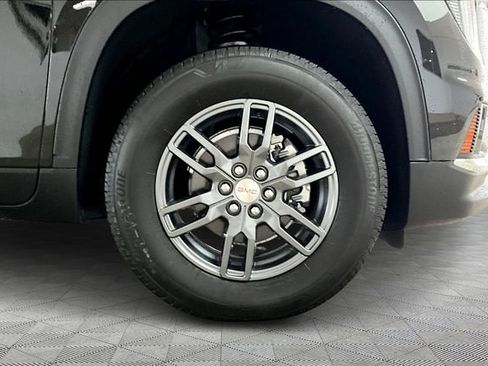 New 2025 GMC Acadia Elevation image 13