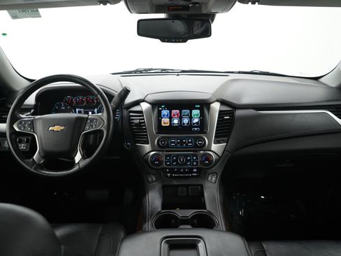 Used 2020 Chevrolet Suburban LT AWD/4WD image 20