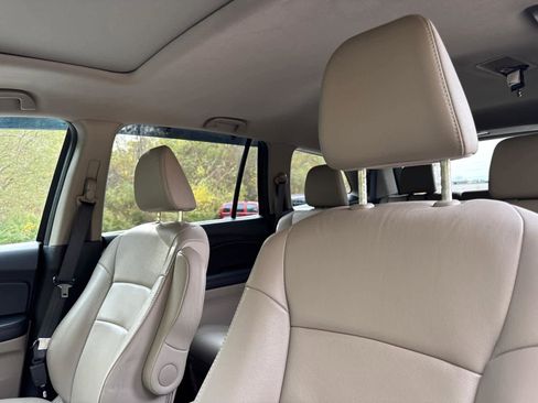 Used 2022 Honda Pilot Special Edition image 16