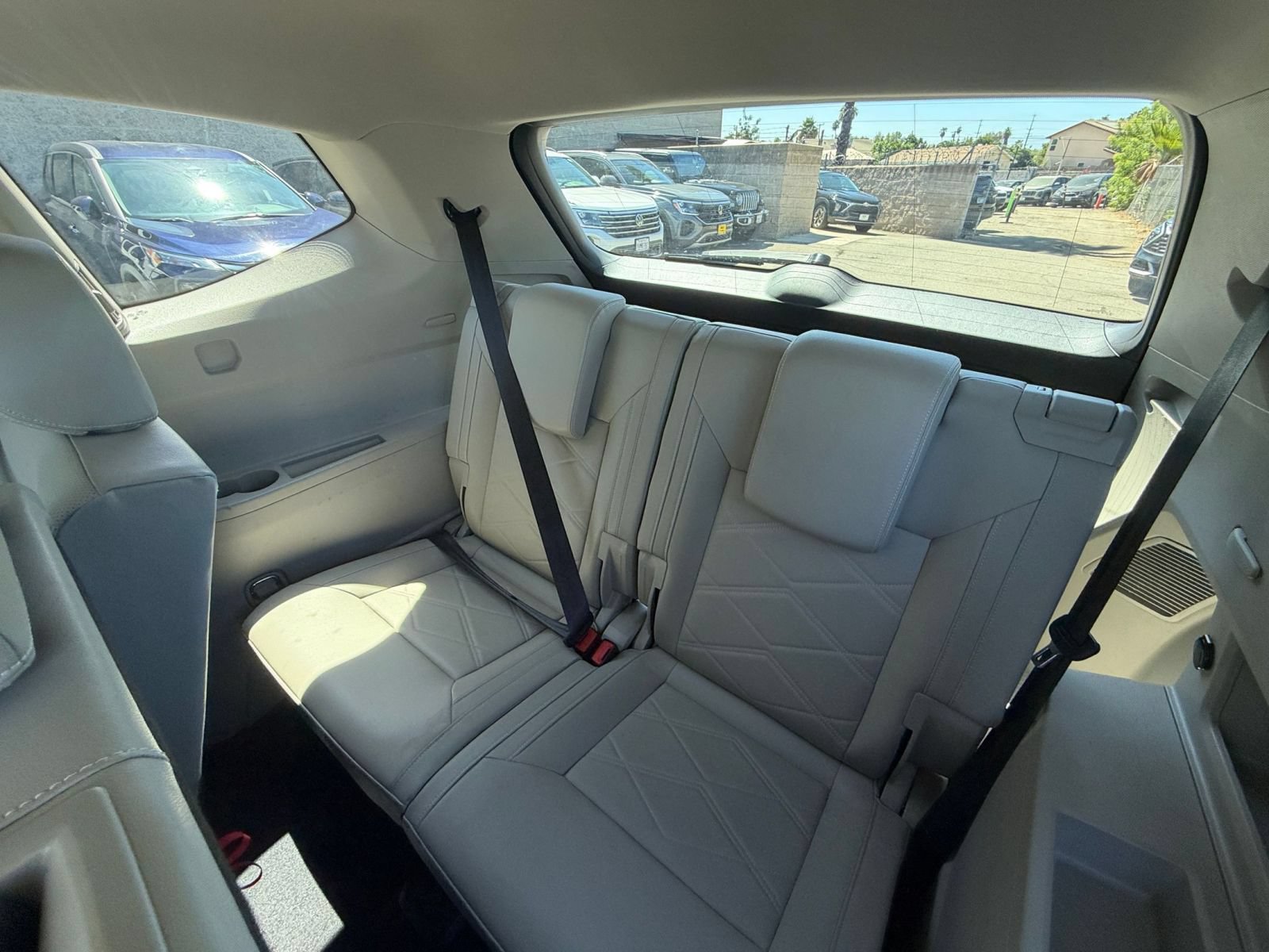 Used 2026 Volkswagen Atlas SE FWD image 31