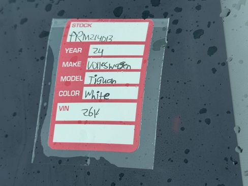 Used 2024 Volkswagen Tiguan Wolfsburg Edition image 10