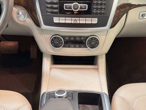 Used 2013 Mercedes-Benz ML 350 4MATIC image 16