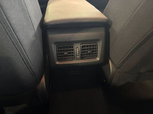 Used 2025 Toyota Camry LE image 23