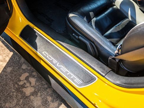 Used 2006 Chevrolet Corvette Z06 w/ Preferred Equipment Group image 96