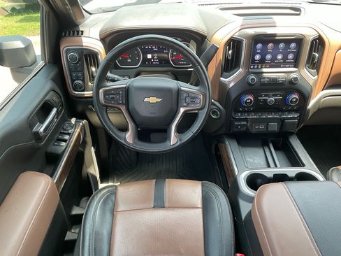 Used 2023 Chevrolet Silverado 2500 High Country w/ Z71 Off-Road Package AWD/4WD image 7
