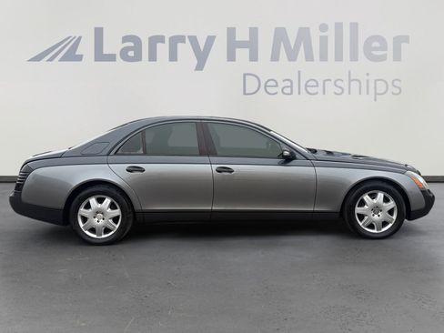 Used 2005 Maybach 57 RWD image 6