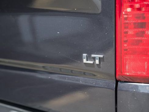 Used 2023 Chevrolet Silverado 1500 LT w/ Z71 Off-Road Package AWD/4WD image 10