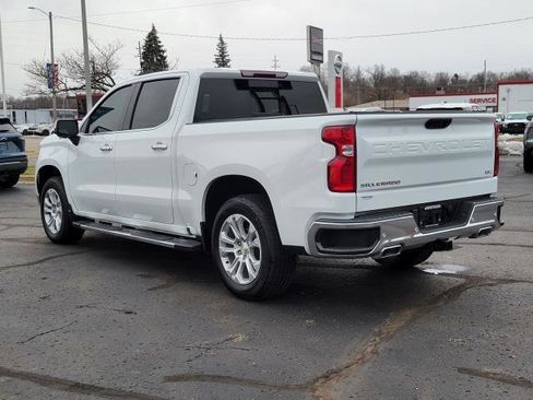 Used 2022 Chevrolet Silverado 1500 LTZ w/ LTZ Premium Package image 3