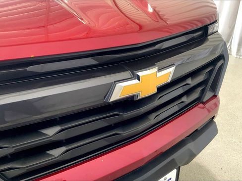 Used 2023 Chevrolet Colorado LT RWD image 7
