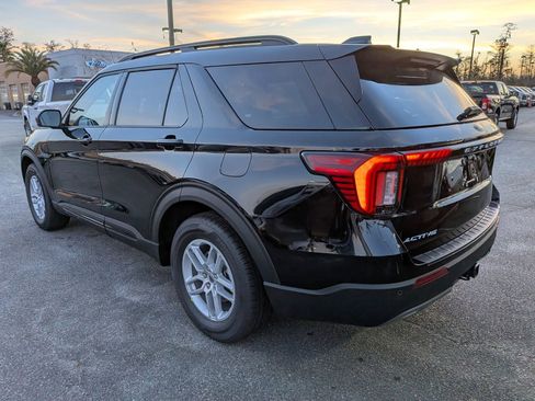New 2026 Ford Explorer Active w/ Active Comfort Package image 7