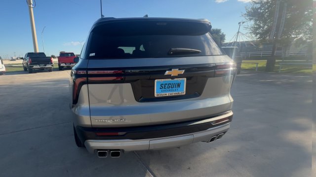 Used 2026 Chevrolet Traverse LT w/ Driver Confidence Package FWD image 7