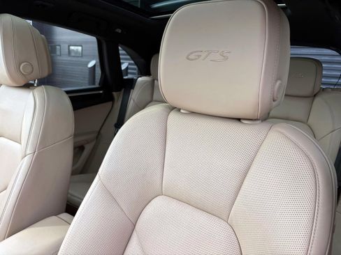 Used 2020 Porsche Macan GTS image 21