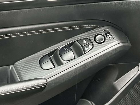 Used 2019 Nissan Altima 2.5 SV image 12