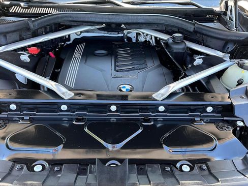 Used 2019 BMW X7 xDrive40i w/ Cold Weather Package AWD/4WD image 34