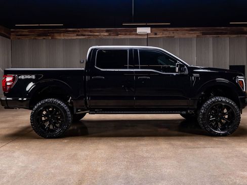Used 2025 Ford F150 Lariat w/ Equipment Group 501A Mid AWD/4WD image 11