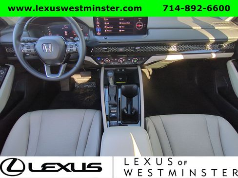 Used 2024 Honda Accord Touring image 15