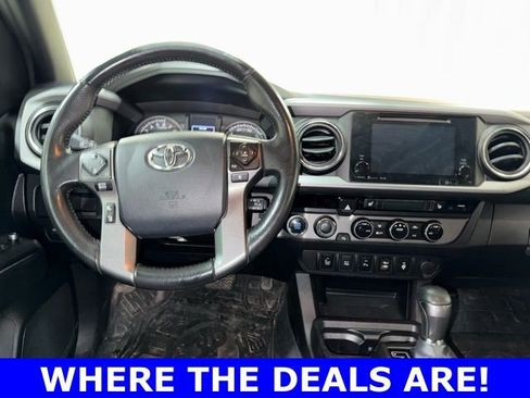Used 2016 Toyota Tacoma TRD Off-Road w/ Premium & Technology Package image 20