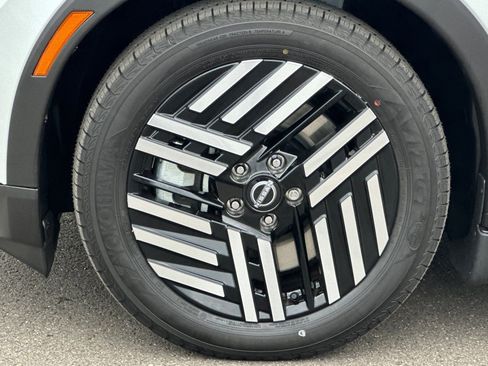 New 2026 Nissan Leaf SV+ image 32