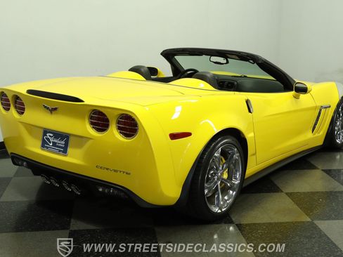 Used 2012 Chevrolet Corvette Grand Sport w/ 2LT Preferred Equipment Group RWD image 11