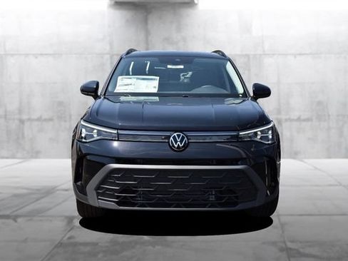 New 2026 Volkswagen Taos SE AWD/4WD image 4
