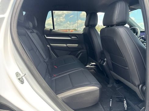 Used 2026 GMC Terrain Elevation w/ Elevation Premium Package AWD/4WD image 12