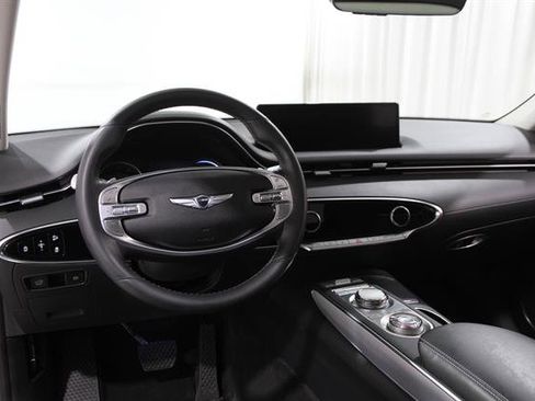 Certified 2024 Genesis GV70 2.5T w/ Select Package AWD/4WD image 6