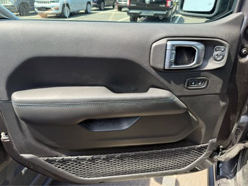 Used 2023 Jeep Wrangler Unlimited Rubicon 4xe w/ Cold Weather Group image 4