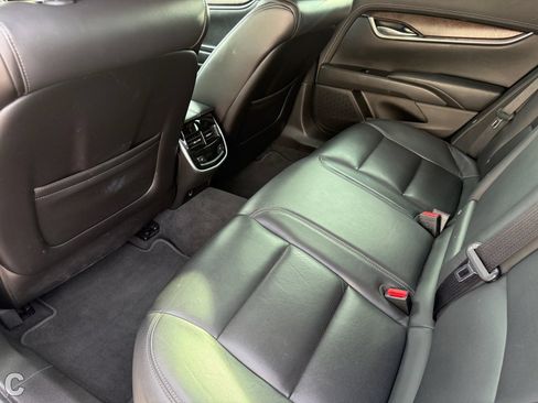 Used 2018 Cadillac XTS Luxury AWD/4WD image 10