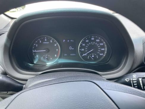 Used 2020 Hyundai Elantra GT FWD image 22