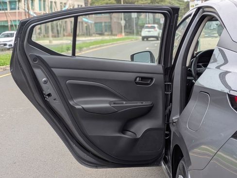 Used 2024 Nissan Versa S image 11