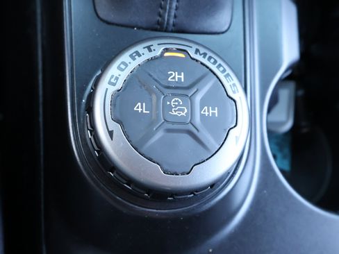 Used 2022 Ford Bronco Black Diamond image 27