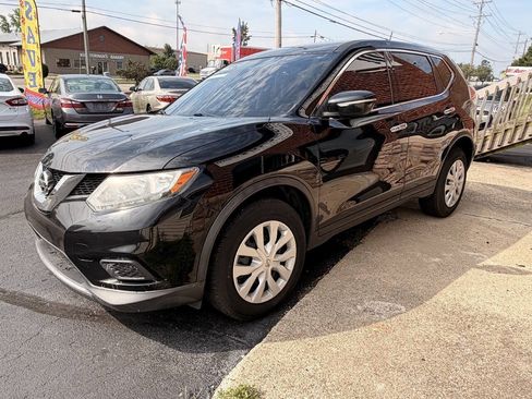 Used 2015 Nissan Rogue S AWD/4WD image 4