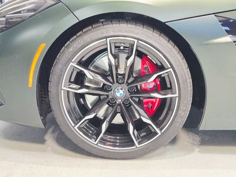 Used 2025 BMW Z4 M40i w/ Premium Package image 9
