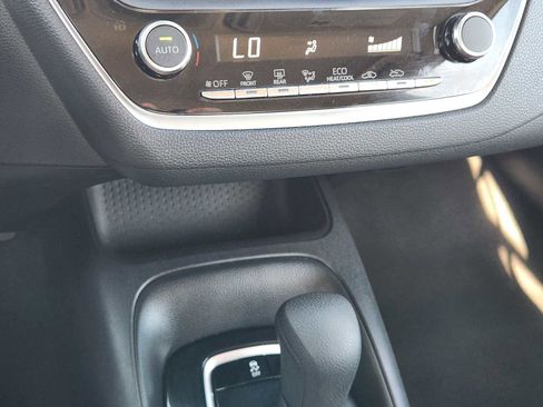 Used 2023 Toyota Corolla LE image 19