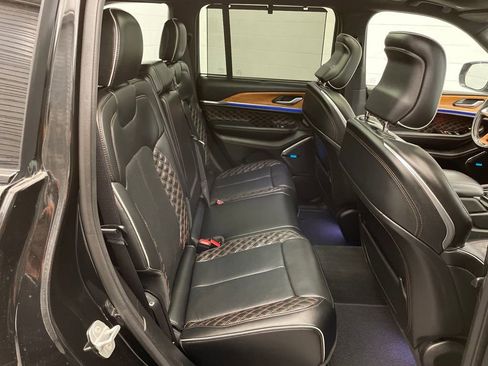 Certified 2022 Jeep Grand Cherokee Summit AWD/4WD image 30