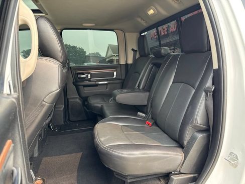 Used 2018 RAM 1500 Laramie w/ Convenience Group AWD/4WD image 47