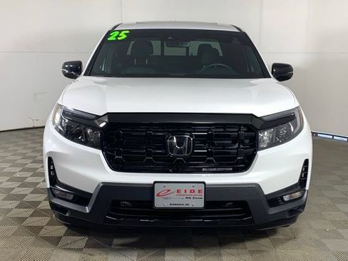 Used 2025 Honda Ridgeline Black Edition image 10