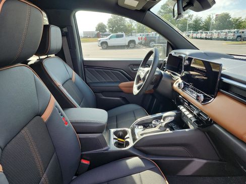 New 2026 GMC Canyon AT4 image 7